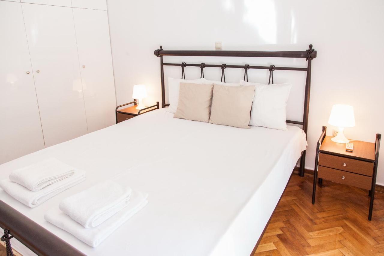 Beautiful New Decorated Apt In Athens Apartment Exterior photo