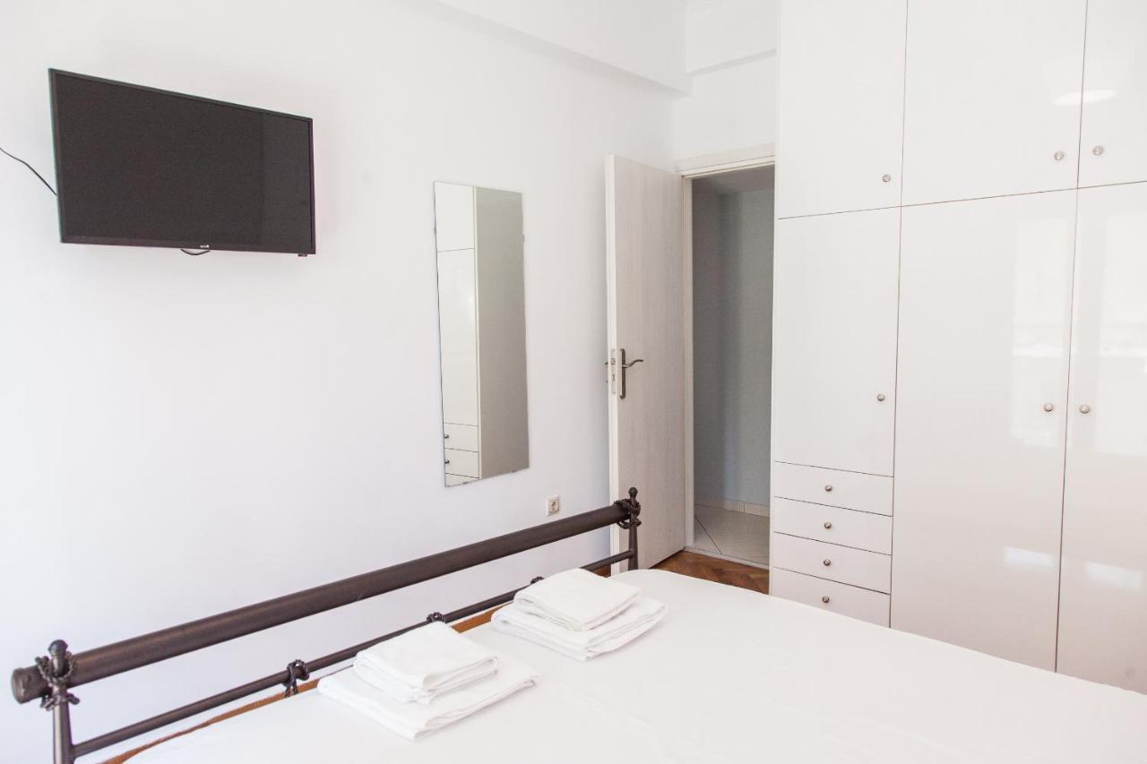 Beautiful New Decorated Apt In Athens Apartment Exterior photo